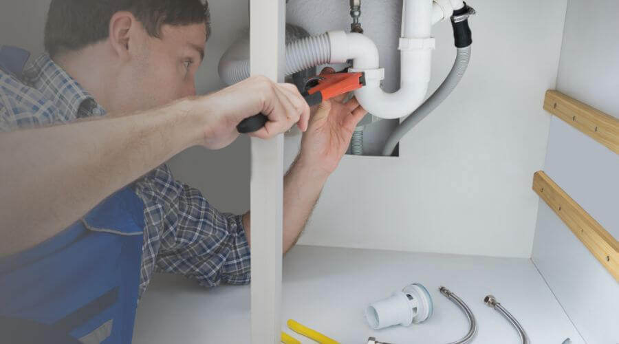 Expert burst pipe repair services in Marlette, MI